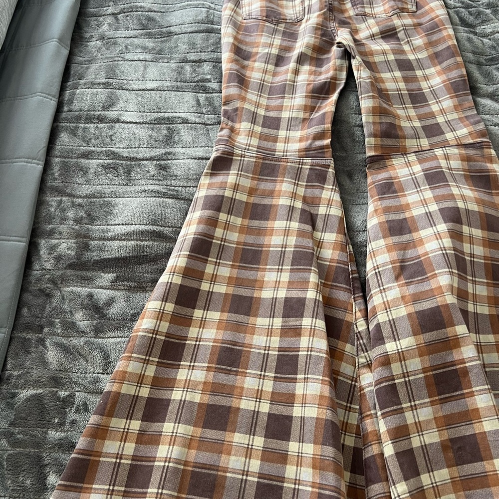 NWT We The Free Pants - Picture 8 of 9